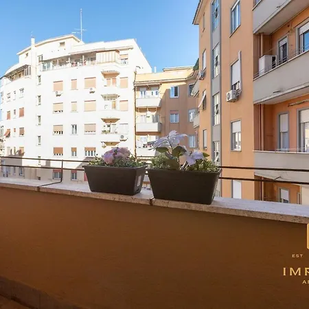 Deluxe 300mt To Metrob, 3 Bdrm-panoramic View Ac Holiday home *
