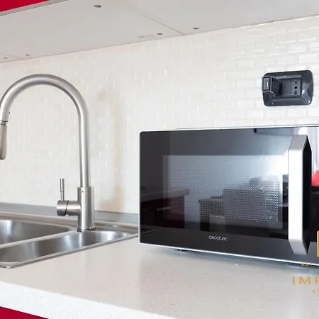 Deluxe 300mt To Metrob, 3 Bdrm-panoramic View Ac * Rome