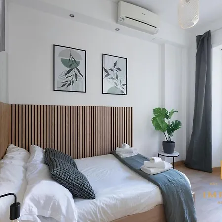 Deluxe 300mt To Metrob, 3 Bdrm-panoramic View Ac Holiday home *