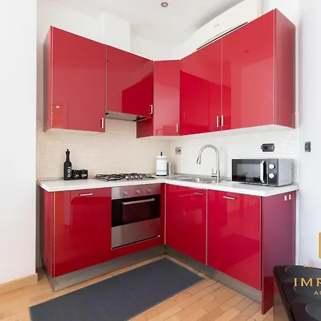 Deluxe 300mt To Metrob, 3 Bdrm-panoramic View Ac * Rome